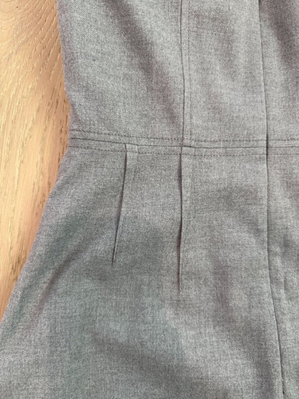 Banana Republic Grey Strapless Sheath Dress Size 4 Lined Structured Cocktails - Picture 9 of 13
